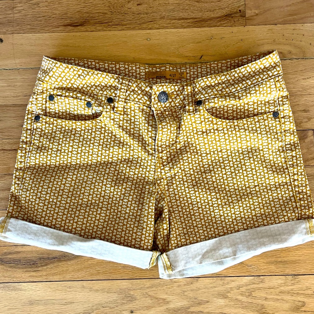 Prana womens shorts, size 4
